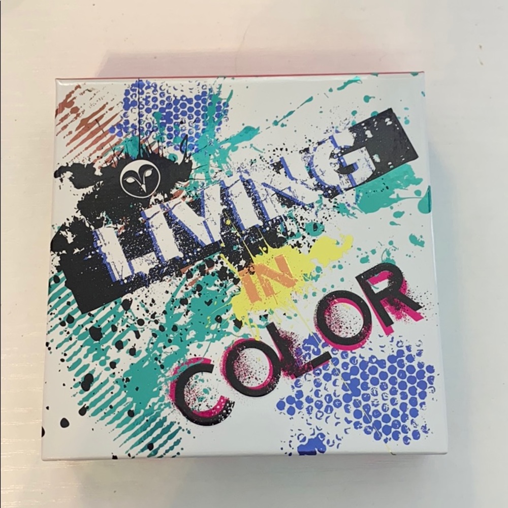 Hank and Henry eyeshadow palette